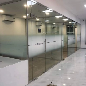 CỬA KÍNH CƯỜNG LỰC 10 LY  ,VÁCH KÍNH CƯỜNG LỰC  ,VÁCH NGĂN KÍNH SƠN CƯỜNG LỰC GIÁ RẺ  ĐỒNG NAI.