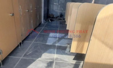 Chuyên cung cấp Vách ngăn vệ sinh HPL giá sỉ tại kho Biên Hòa Đồng Nai 