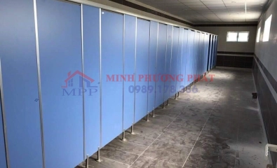 vách ngăn khu vệ sinh